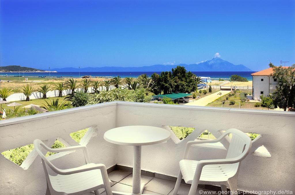 Hotel Stefani Сарти Стая снимка